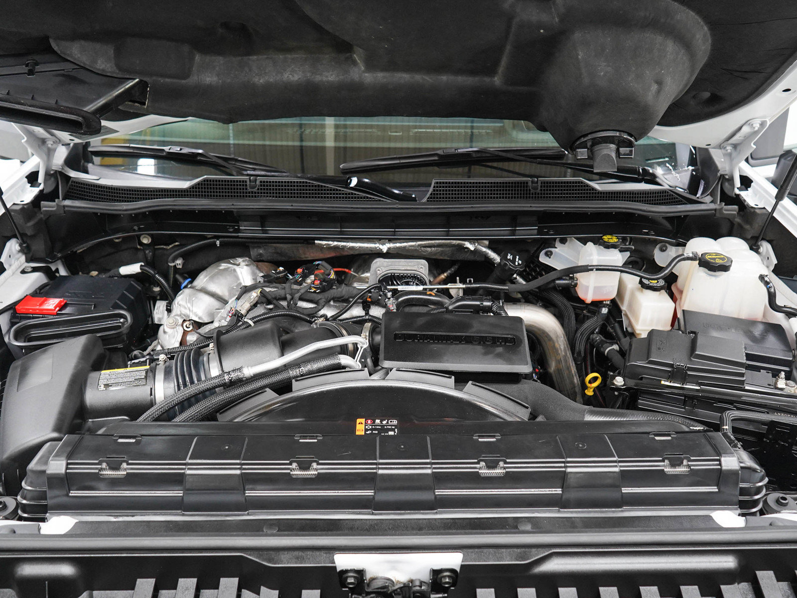 Used 2025 Chevrolet Silverado 2500 High Country w/ High Country Premium Package AWD/4WD image 35