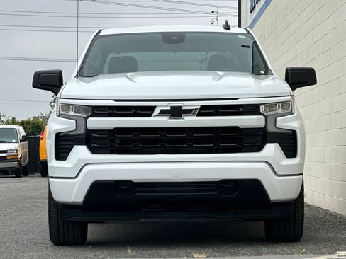 Used 2024 Chevrolet Silverado 1500 Custom RWD image 9