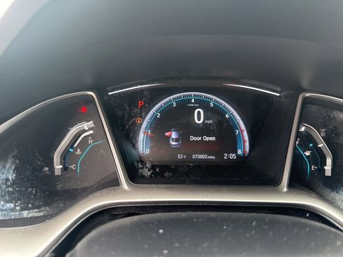 Used 2018 Honda Civic EX image 12