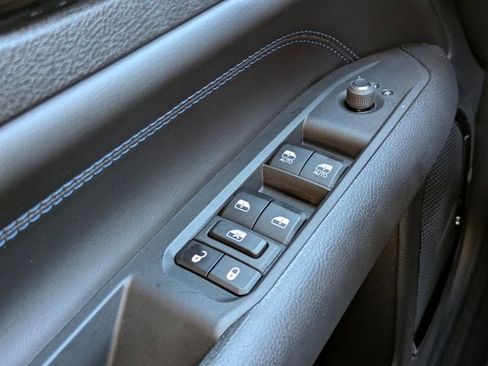 New 2026 Jeep Compass Latitude image 23