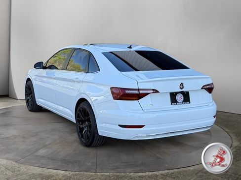 Used 2019 Volkswagen Jetta SE image 5