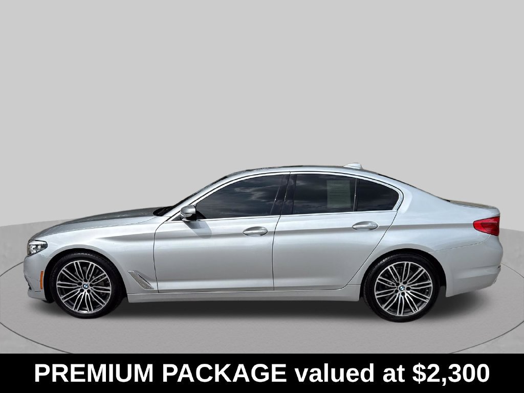 Used 2018 BMW 540i xDrive AWD/4WD image 2