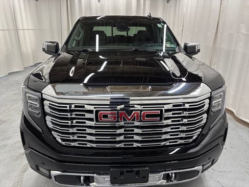 Used 2024 GMC Sierra 1500 Denali w/ Denali Reserve Package AWD/4WD image 8