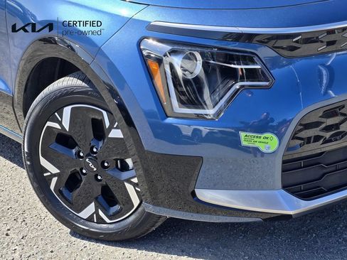 Certified 2023 Kia Niro Wind FWD image 9