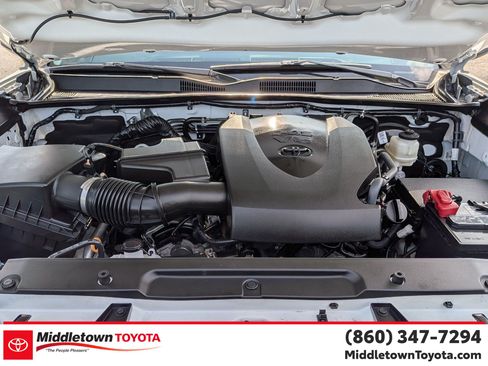 Certified 2022 Toyota Tacoma SR AWD/4WD image 37