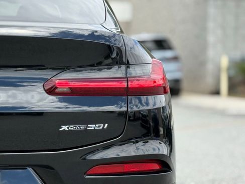 Used 2019 BMW X4 xDrive30i w/ Premium Package AWD/4WD image 14