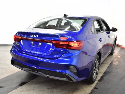 Used 2023 Kia Forte LXS w/ LXS Technology Package image 10