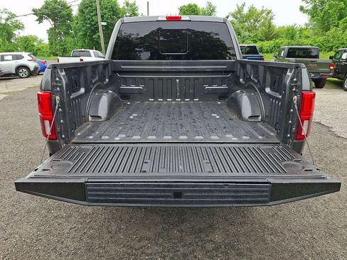 Used 2018 Ford F150 Lariat w/ Equipment Group 502A Luxury AWD/4WD image 29