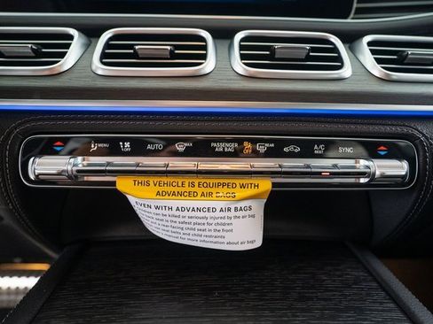 New 2026 Mercedes-Benz GLS 580 4MATIC image 25