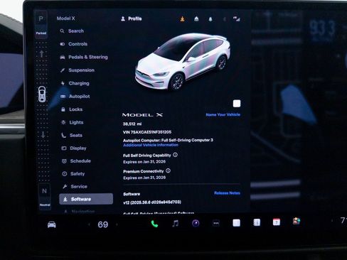 Used 2022 Tesla Model X image 22