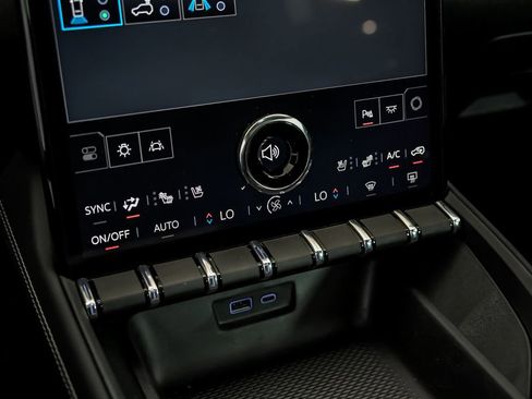 New 2026 GMC Terrain Denali w/ LPO, Floor Liner Package AWD/4WD image 17