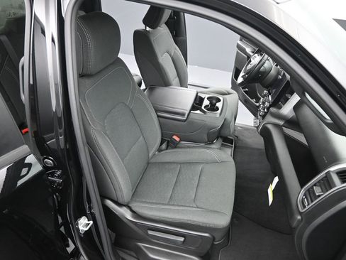 Used 2025 RAM 1500 Tradesman image 19