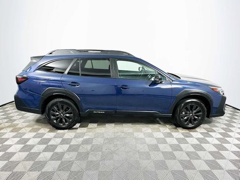 Certified 2025 Subaru Outback Onyx Edition AWD/4WD image 8