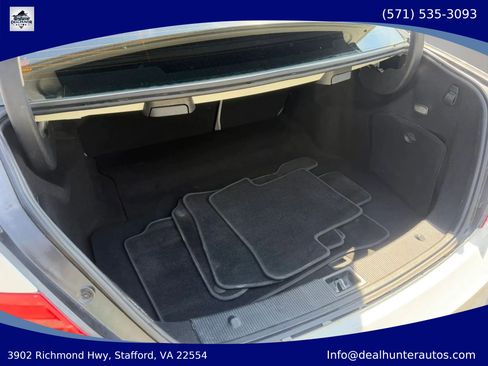 Used 2013 Mercedes-Benz C 250 Sedan image 13