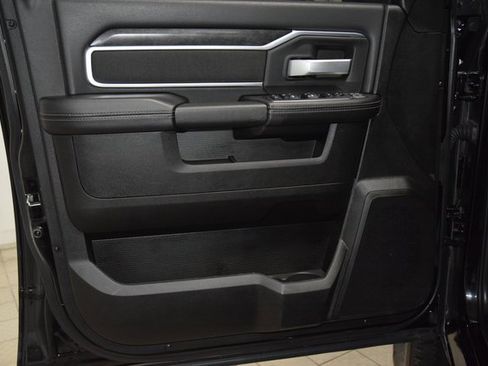 Used 2024 RAM 3500 Big Horn w/ Towing Technology Group image 49