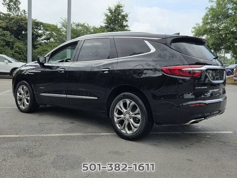 Used 2020 Buick Enclave Avenir w/ Avenir Technology Package FWD image 3