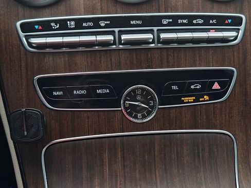 Used 2019 Mercedes-Benz C 300 Sedan image 28