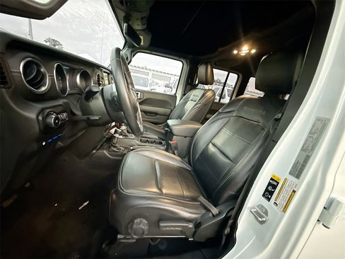 Used 2021 Jeep Wrangler Unlimited Sahara image 23