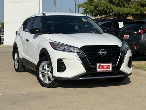 Used 2024 Nissan Kicks S FWD image 1