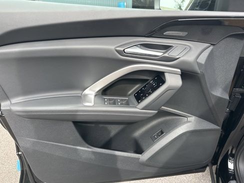 New 2025 Audi Q5 Premium Plus image 11