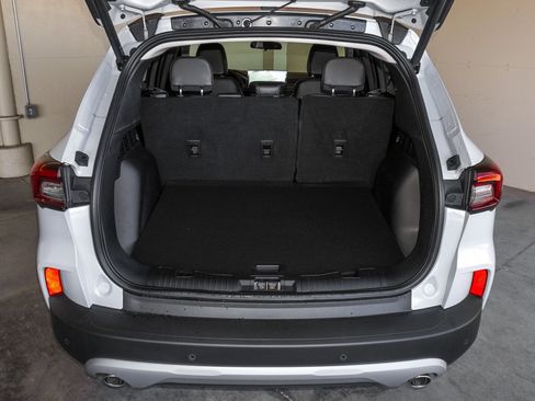 New 2026 Ford Escape SE image 46