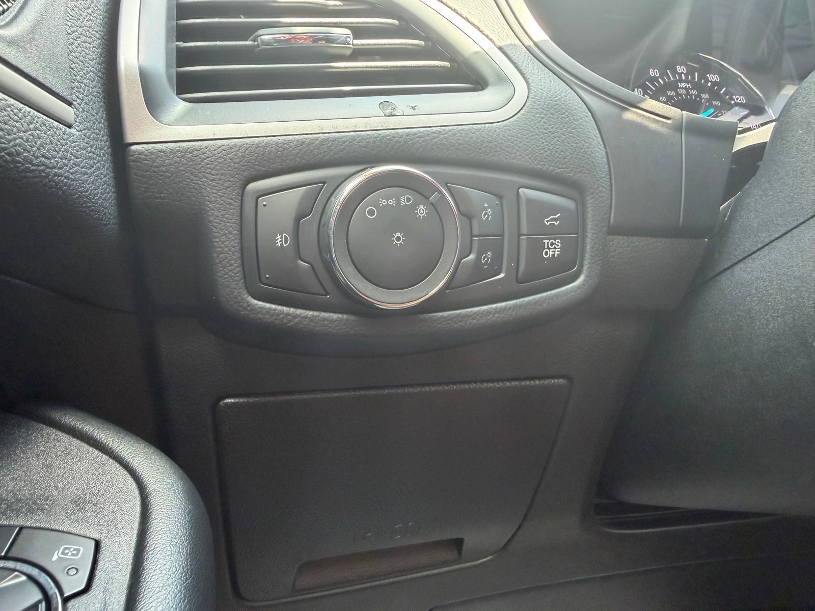 Used 2023 Ford Edge SEL w/ Convenience Package AWD/4WD image 25