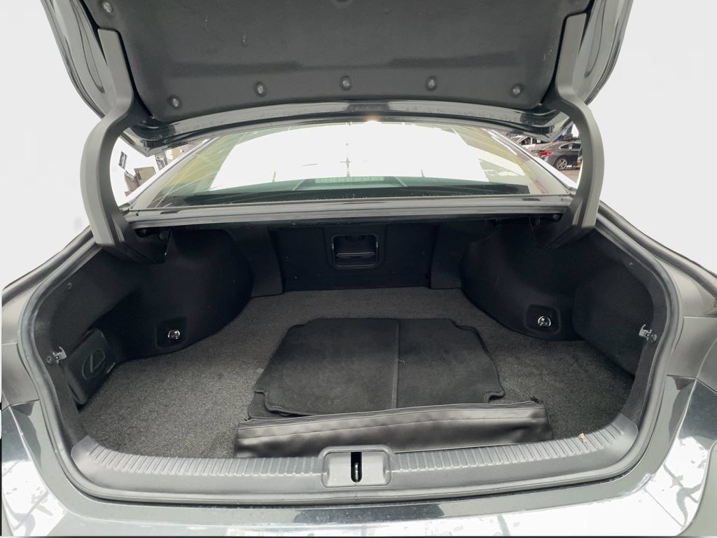 Used 2022 Lexus ES 250 w/ Accessory Package AWD/4WD image 18