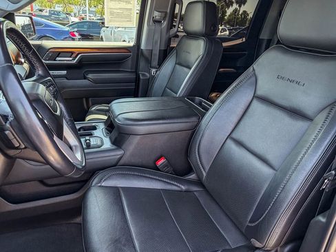 Used 2023 GMC Sierra 1500 Denali AWD/4WD image 43