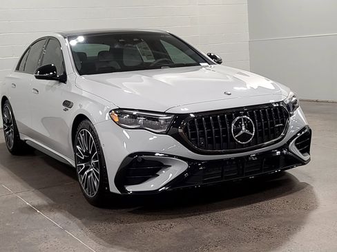New 2026 Mercedes-Benz E 53 AMG e 4MATIC Sedan image 2