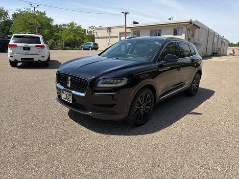 Used 2023 Lincoln Nautilus Reserve w/ Equipment Group 201A AWD/4WD image 3