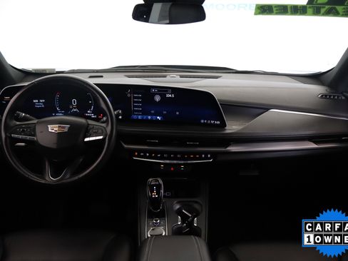 Used 2024 Cadillac XT4 Premium Luxury image 15