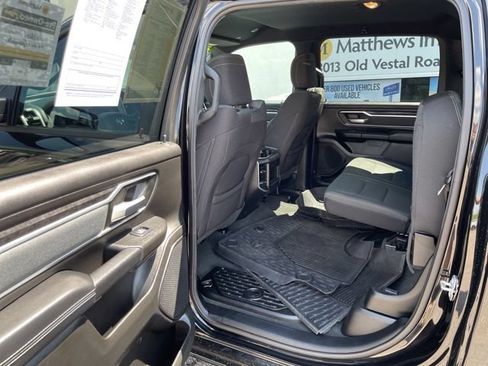 Used 2022 RAM 1500 Big Horn AWD/4WD image 30