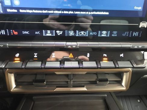 Used 2024 GMC Hummer EV 3X w/ Extreme Off-Road Package image 16