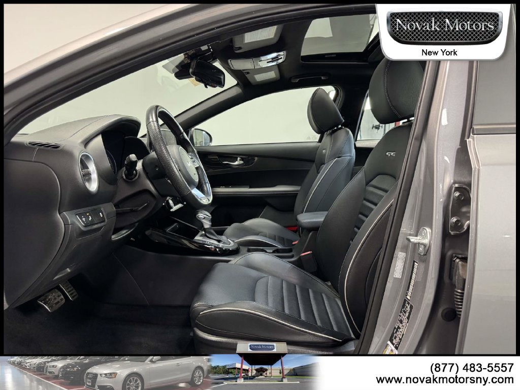 Used 2023 Kia Forte GT-Line w/ GT-Line Premium Package FWD image 16