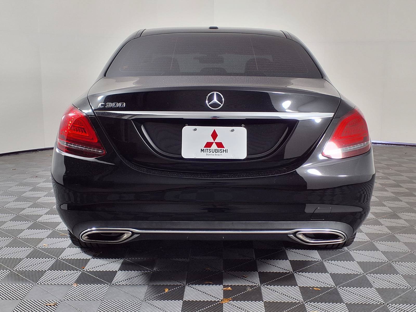 Used 2021 Mercedes-Benz C 300 Sedan w/ Premium Package image 6