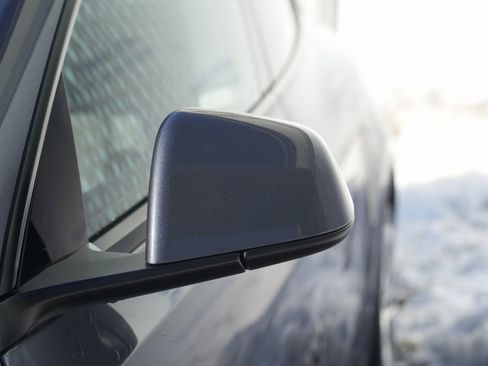 Used 2023 Tesla Model Y Long Range image 10