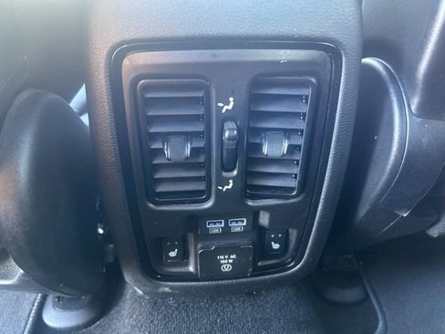 Used 2022 Dodge Durango GT AWD/4WD image 43