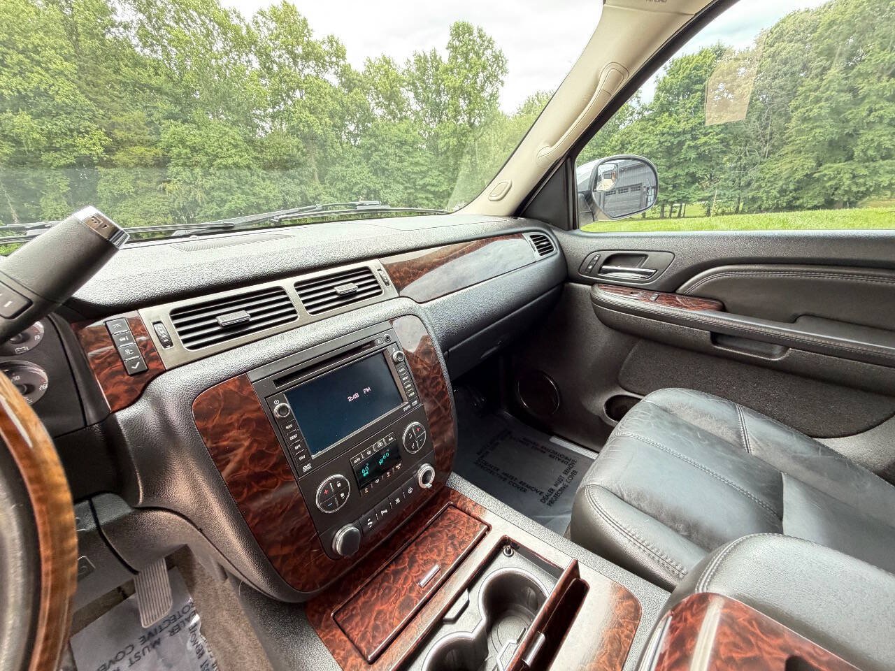 Used 2007 GMC Yukon Denali AWD/4WD image 14