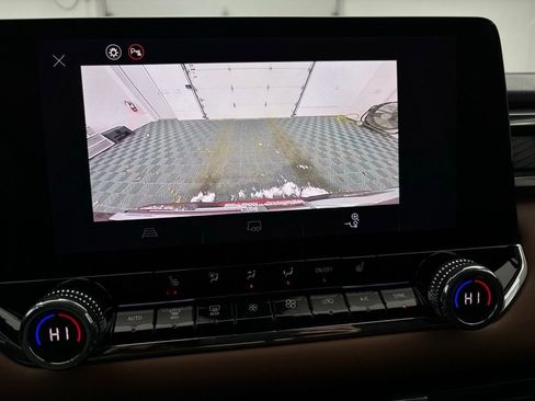 New 2026 GMC Canyon AT4 image 3