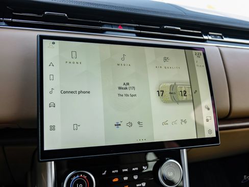 Used 2023 Land Rover Range Rover SE AWD/4WD image 62