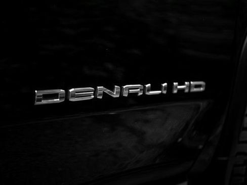 Used 2021 GMC Sierra 2500 Denali w/ Denali Black Diamond Edition AWD/4WD image 43