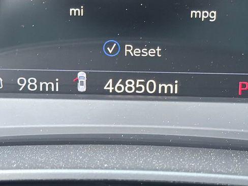 Used 2021 Cadillac XT6 Sport image 28