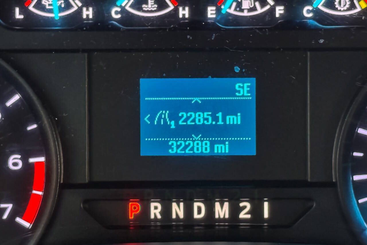 Used 2022 Ford F250 XL w/ Power Equipment Group AWD/4WD image 19