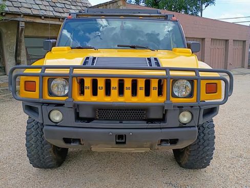 Used 2005 HUMMER H2 w/ Preferred Equipment Group AWD/4WD image 3