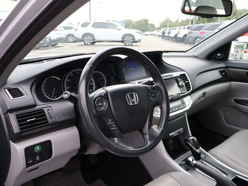 Used 2013 Honda Accord EX-L image 16