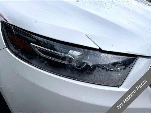 Used 2015 Ford Taurus SHO w/ Equipment Group 401A AWD/4WD image 26