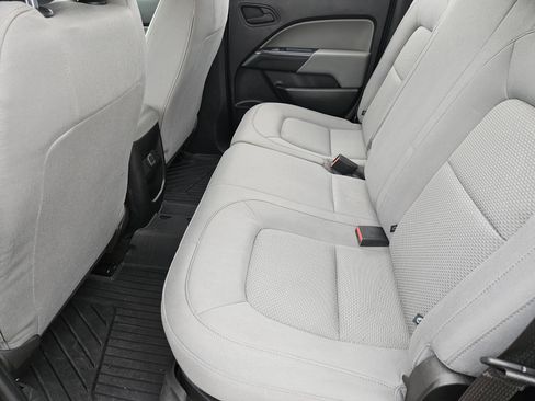 Used 2017 Chevrolet Colorado W/T w/ WT Convenience Package RWD image 28