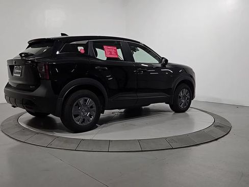 Used 2025 Nissan Kicks S AWD/4WD image 5