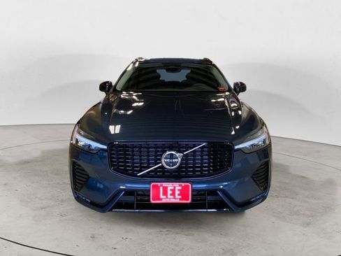 Used 2024 Volvo XC60 B5 Plus image 9