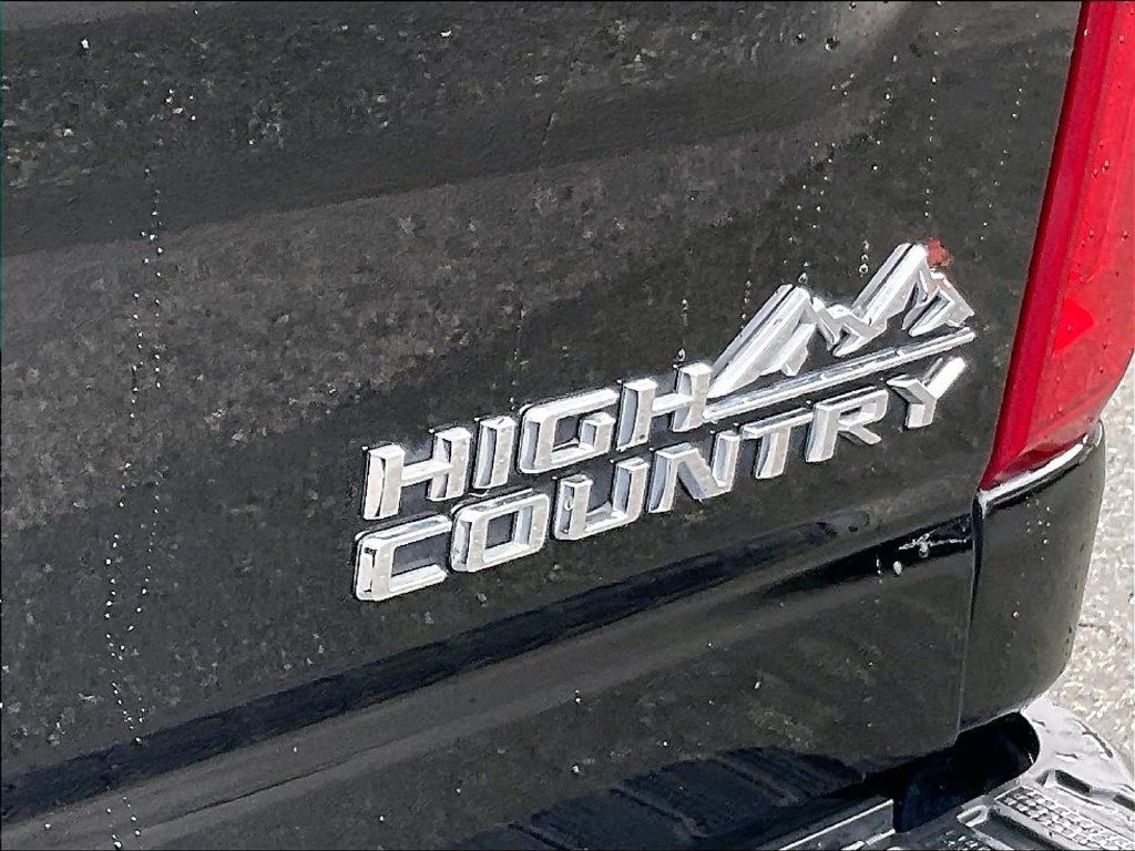 Used 2023 Chevrolet Silverado 3500 High Country w/ Safety Package II AWD/4WD image 29